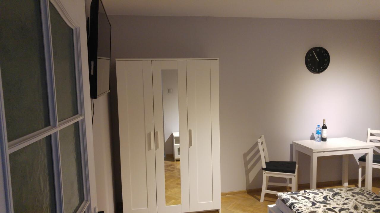 ורשה Rent0Nline Niepodleglosci Rooms Metro מראה חיצוני תמונה