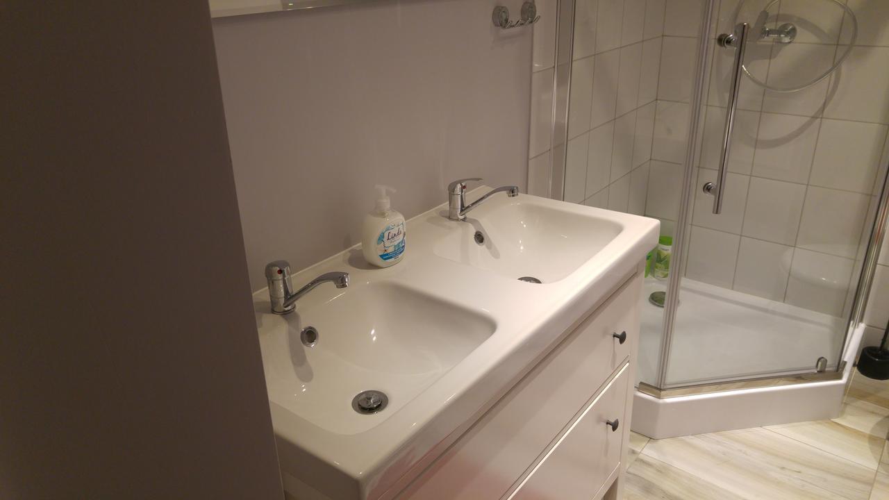 ורשה Rent0Nline Niepodleglosci Rooms Metro מראה חיצוני תמונה